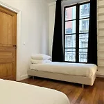 Le Marais Style Apt With 3 Bdrs 3 Mns Republique N3-43