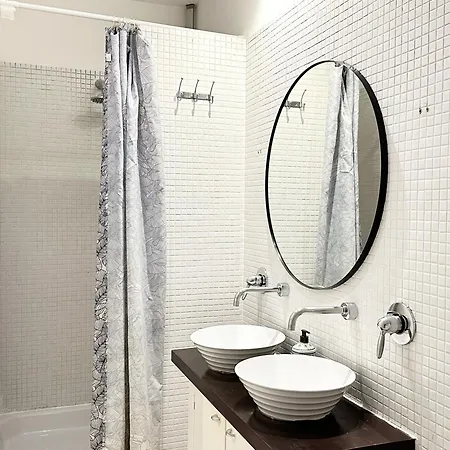 Apartment Le Marais Style With 3 Bdrs 3 Mns Republique N3-43 *